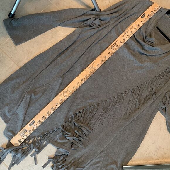 Serena Williams Size 3X Signature Statement fringed sweater wrap gray - Picture 11 of 11